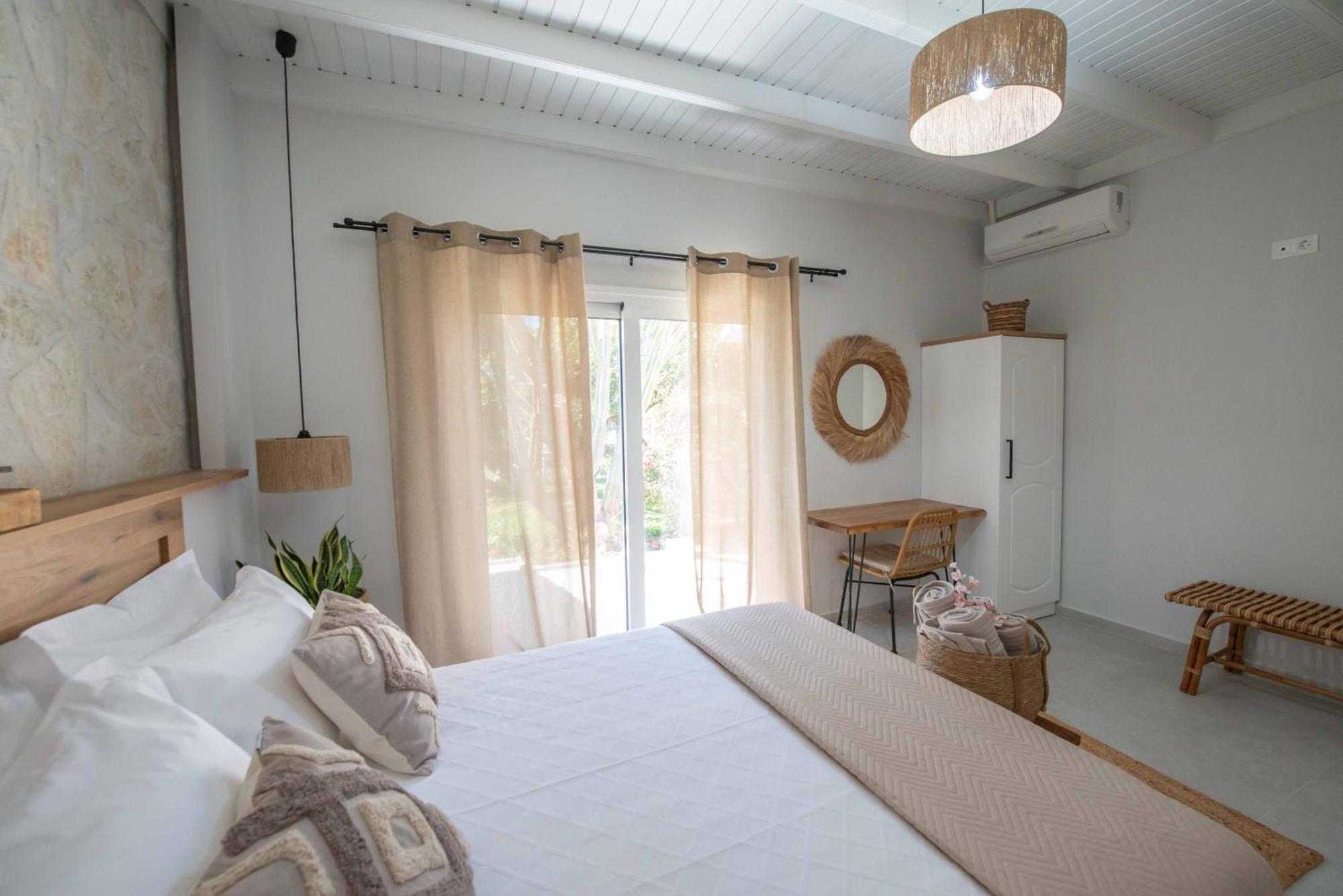 Alex Studios & Apartments Arillas  Extérieur photo